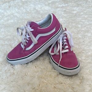 Vans Fuchsia and White Low-Tops
